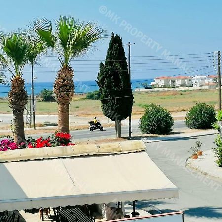 Lysia Sea-View Apartment Ларнака Екстер'єр фото