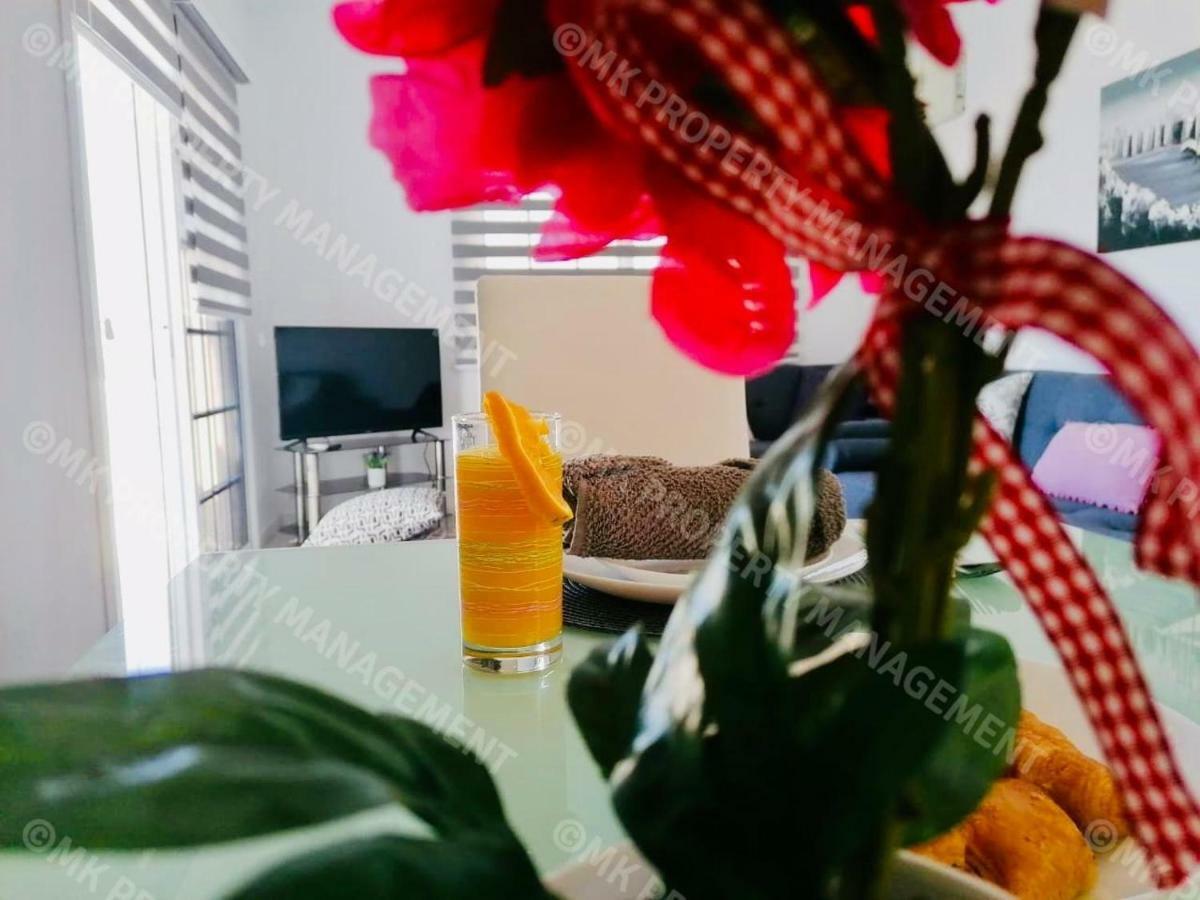Lysia Sea-View Apartment Ларнака Екстер'єр фото